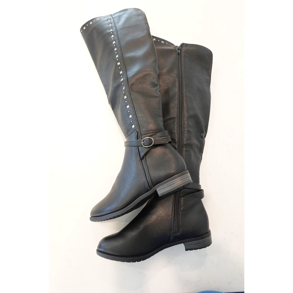 Rialto Ferrell Knee High Studded Black low heel boot womens size 6.5